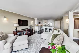 1516 N State Pkwy, Chicago, IL 60610 - Photo 5