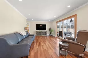 1149 Carlisle Ave, Elk Grove Village, IL 60007 - Photo 11