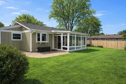 1149 Carlisle Avenue, Elk Grove Village, IL 60007 - Photo 27