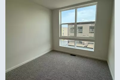 [Address not provided], Lombard, IL 60148 - Photo 9