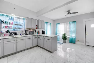 8054 S Jeffery Boulevard, Chicago, IL 60617 - Photo 11