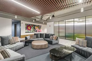 211 N Harbor Dr, Chicago, IL 60601 - Photo 25