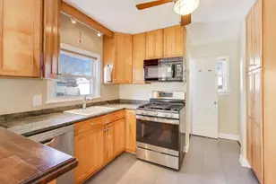 8132 Kolmar Ave, Skokie, IL 60076 - Photo 7