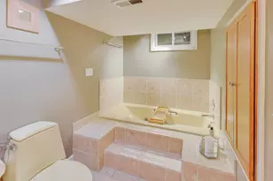 8132 Kolmar Ave, Skokie, IL 60076 - Photo 23