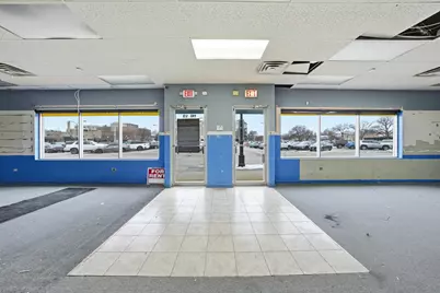 110 1/2 W Burlington Avenue, La Grange, IL 60525 - Photo 3