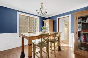 254 Coe Rd, Clarendon Hills, IL 60514 - Photo 5