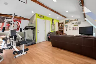 254 Coe Rd, Clarendon Hills, IL 60514 - Photo 21