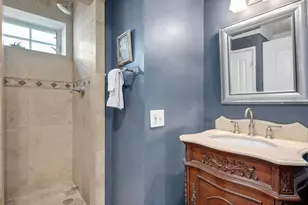 254 Coe Rd, Clarendon Hills, IL 60514 - Photo 9