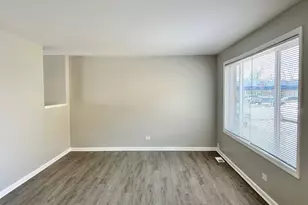 1721 E Roosevelt Rd, Wheaton, IL 60187 - Photo 9