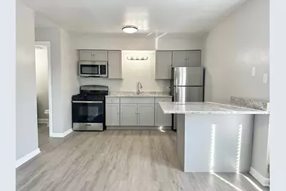 1721 E Roosevelt Road #4, Wheaton, IL 60187 - Photo 5