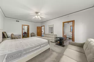 1537 Queen Ann Ln, Gurnee, IL 60031 - Photo 13