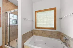 1537 Queen Ann Ln, Gurnee, IL 60031 - Photo 15