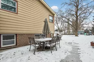 847 Division St, Northbrook, IL 60062 - Photo 27