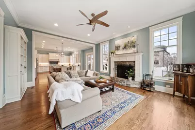 [Address not provided], Elmhurst, IL 60126 - Photo 9