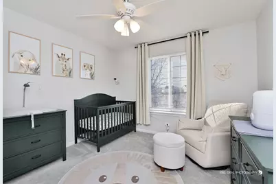 451 W Waterbury Drive, Round Lake, IL 60073 - Photo 15