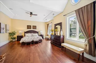 24 Bridlewood Rd, Northbrook, IL 60062 - Photo 35