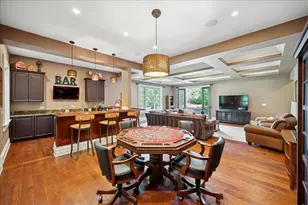 24 Bridlewood Rd, Northbrook, IL 60062 - Photo 19