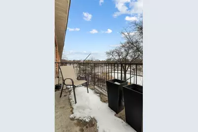 1001 N Mill Street #302, Naperville, IL 60563 - Photo 5