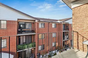 8426 W Catalpa Ave, Chicago, IL 60656 - Photo 15