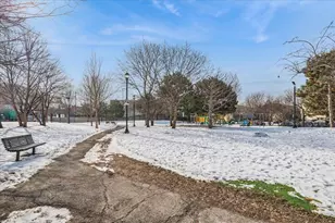 8426 W Catalpa Ave, Chicago, IL 60656 - Photo 19