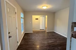 2490 Ridge Ave, Aurora, IL 60504 - Photo 5