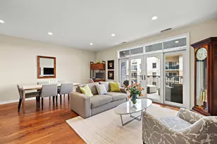 151 W Wing St, Arlington Heights, IL 60005 - Photo 3