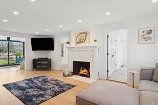 407 La Fox River Dr, Algonquin, IL 60102 - Photo 3