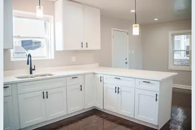 [Address not provided], Chicago, IL 60629 - Photo 5