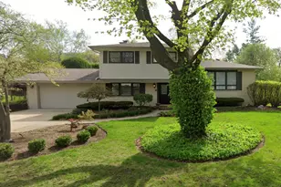 0N093 Jefferson St, Winfield, IL 60190 - Photo 1