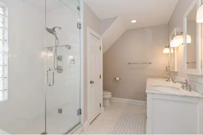 1297 Edgewood Road, Lake Forest, IL 60045 - Photo 9