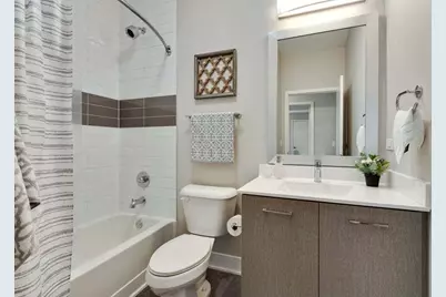 18W070 Royce Boulevard #216, Oakbrook Terrace, IL 60181 - Photo 11