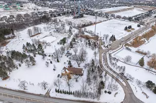 25575 N Fairfield Rd, Hawthorn Woods, IL 60047 - Photo 7