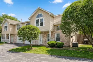 16013 Laurel Dr, Orland Park, IL 60462 - Photo 1