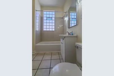 [Address not provided], Berwyn, IL 60402 - Photo 11