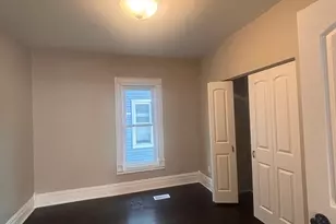 619 N Broadway St, Joliet, IL 60435 - Photo 17