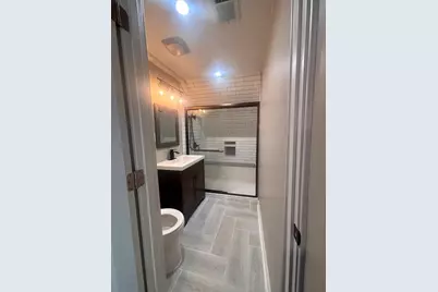 619 N Broadway Street, Joliet, IL 60435 - Photo 23