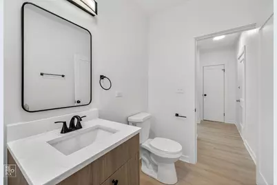 6975 N Bell Avenue #3, Chicago, IL 60645 - Photo 13