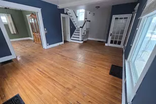 25 E Roosevelt St, Freeport, IL 61032 - Photo 3