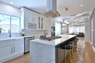 3715 Euclid Ave, Berwyn, IL 60402 - Photo 15