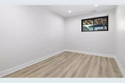 3309 N Whipple Street, Chicago, IL 60618 - Photo 27