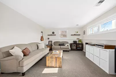 2422 Stonewall Avenue, Woodridge, IL 60517 - Photo 19