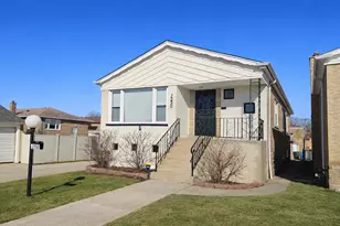 2250 E 92nd Pl, Chicago, IL 60617 - Photo 3