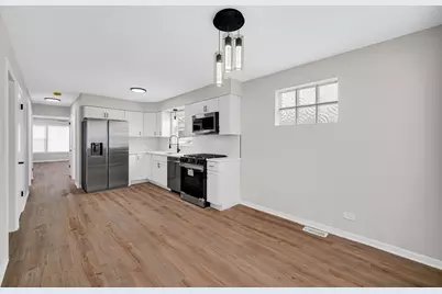 2250 E 92nd Place, Chicago, IL 60617 - Photo 13