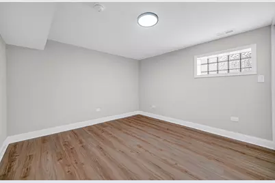 2250 E 92nd Place, Chicago, IL 60617 - Photo 23