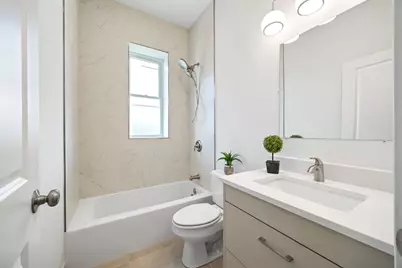 2741 W Belmont Avenue #1, Chicago, IL 60618 - Photo 9