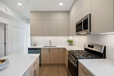 2741 W Belmont Avenue #1, Chicago, IL 60618 - Photo 7