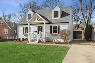 820 Cherry St, Wheaton, IL 60187 - Photo 1