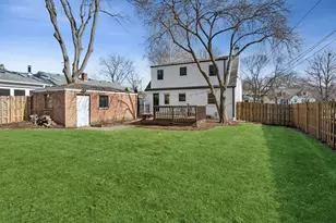 820 Cherry St, Wheaton, IL 60187 - Photo 17