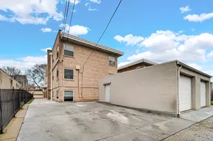 3725 N Harlem Ave, Chicago, IL 60634 - Photo 11