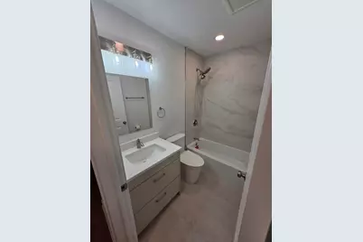 2741 W Belmont Avenue #GARDEN, Chicago, IL 60618 - Photo 5